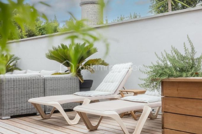 A louer MAISON  CONTEMPORAINE BORD DE MER BIARRITZ