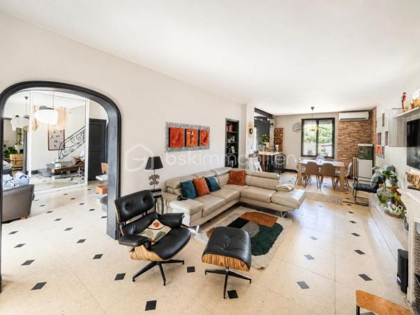 A louer MAISON  5 PIECES 138 M2  BEZIERS