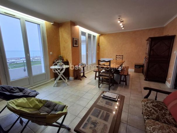 A louer APPARTEMENT T4 78 M2 PIEDS DANS L'EAU DIEPPE