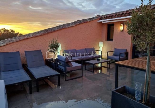 A louer APPARTEMENT T2 42 M2 TERRASSE BORD DE MER SAINT RAPHAEL