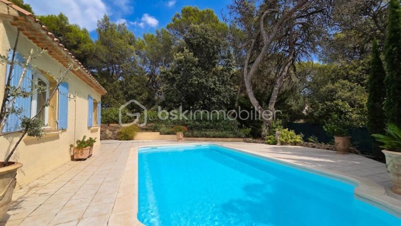 A louer MAISON  5 PIECES 144 M2  VENEJAN