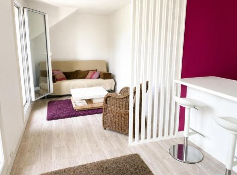 A louer STUDIO 36 M2 TERRASSE BORD DE MER SAINT CYPRIEN