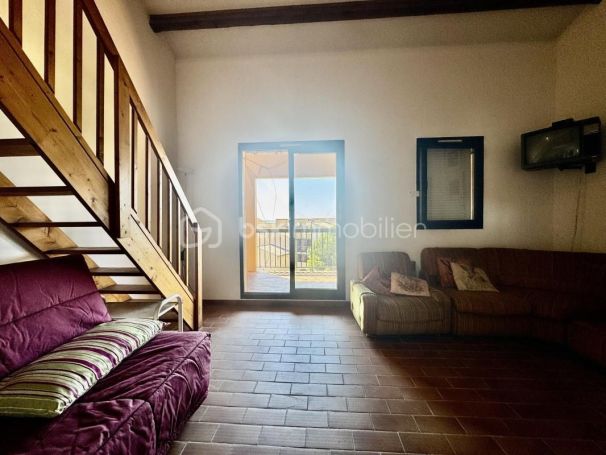 A louer APPARTEMENT DUPLEX T3 39 M2 TERRASSE VUE MER SIX FOURS LES PLAGES