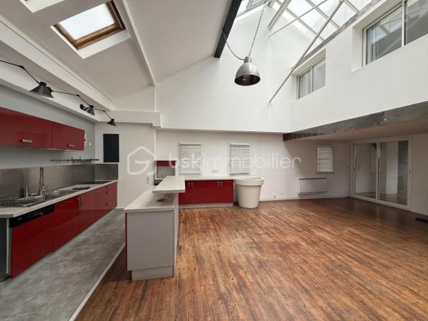 A vendre LOFT  129 M2  NANTES