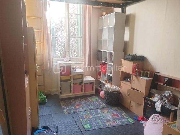 A louer APPARTEMENT T3 55 M2 BORD DE MER MENTON