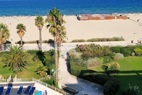 A louer APPARTEMENT T2 26 M2 TERRASSE PIEDS DANS L'EAU CANET EN ROUSSILLON