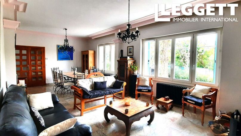 A louer MAISON  6 PIECES 160 M2  AIGNE