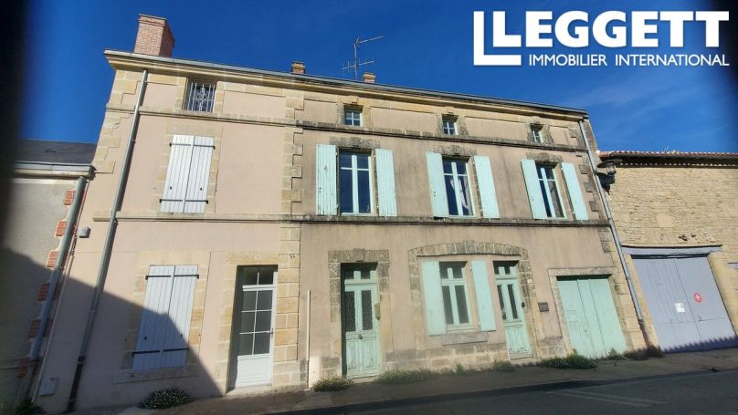 A louer MAISON  DE MAîTRE  FOUSSAIS PAYRE