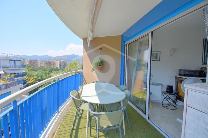 A louer APPARTEMENT T2 44 M2 BORD DE MER MANDELIEU LA NAPOULE