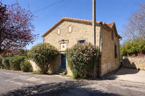 A louer MAISON  DE MAîTRE BORD DE MER PLAISSAN