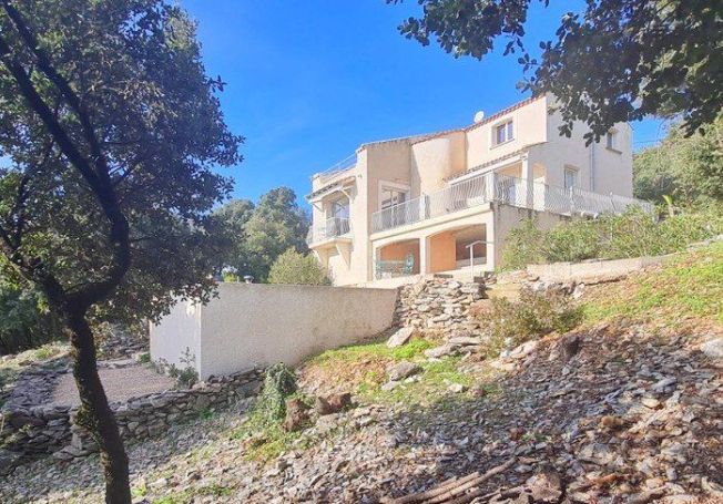 A vendre MAISON  4 PIECES 133 M2 BORD DE MER FAUGERES