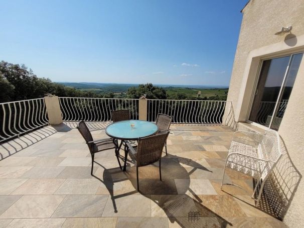A vendre MAISON  4 PIECES 133 M2 BORD DE MER FAUGERES