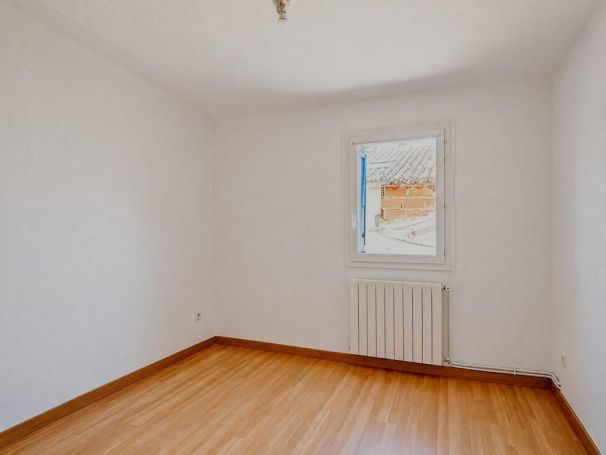 A louer APPARTEMENT T3 74 M2 BORD DE MER NARBONNE