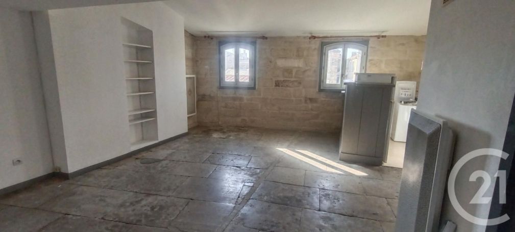 A louer STUDIO  34 M2  MONTPELLIER