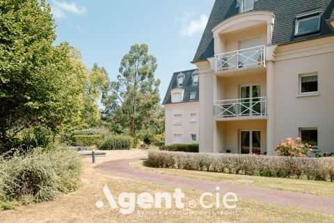 A louer APPARTEMENT T3 79 M2 MATHIEU