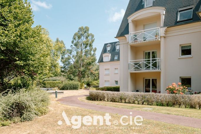 A louer APPARTEMENT T3 79 M2  MATHIEU