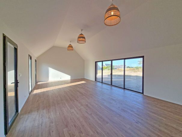 A vendre Corps de ferme 5 PIECES 150 M&sup2; RENOVE PLOUGUERNEAU