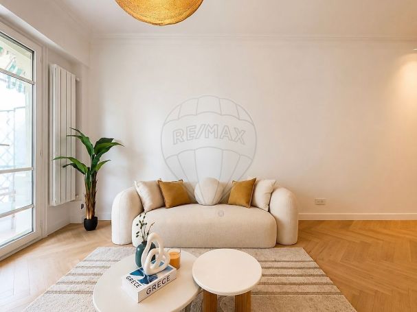 A louer APPARTEMENT T3 75 M2 TERRASSE BORD DE MER NICE