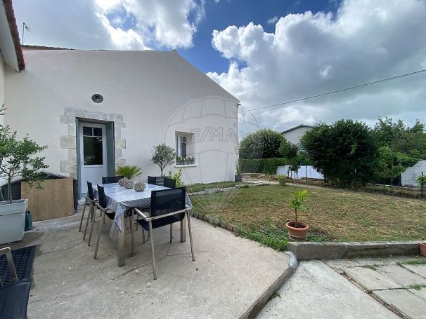 A louer MAISON  CONTEMPORAINE BORD DE MER SAINT PALAIS SUR MER