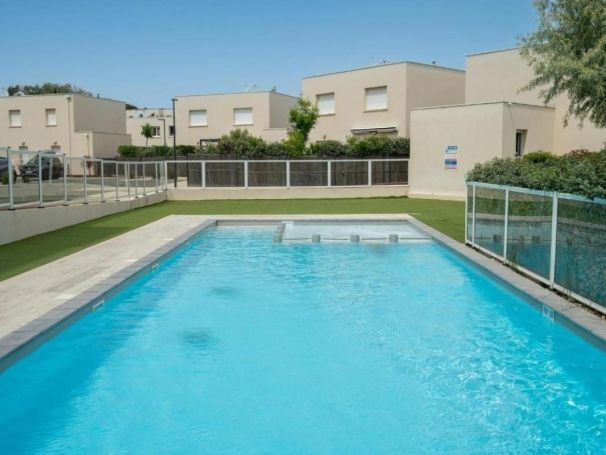 A louer APPARTEMENT T3 39 M2 TERRASSE BORD DE MER VALRAS PLAGE