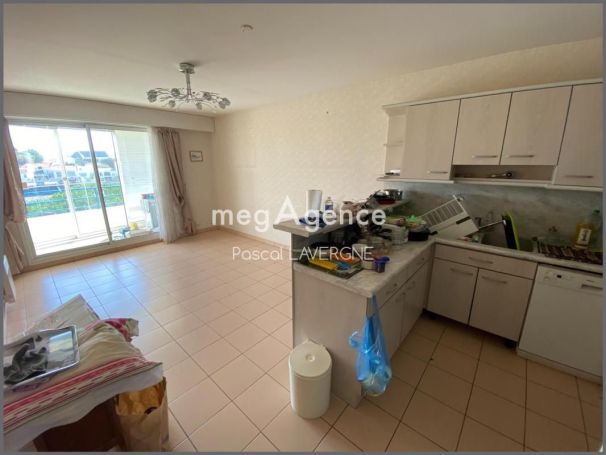 A louer APPARTEMENT T3 65 M2 BORD DE MER SAINT GILLES CROIX DE VIE