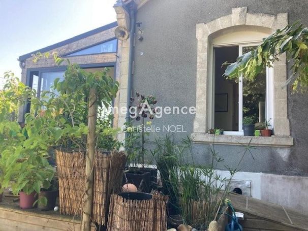 A vendre MAISON  DE MAîTRE  LUCON