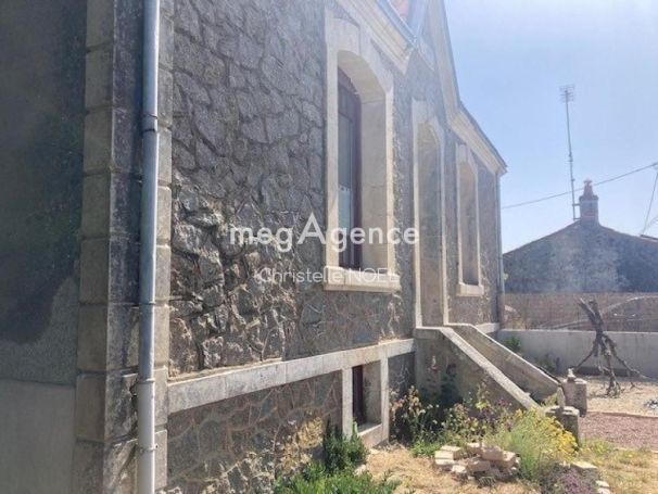 A vendre MAISON  DE MAîTRE  LUCON