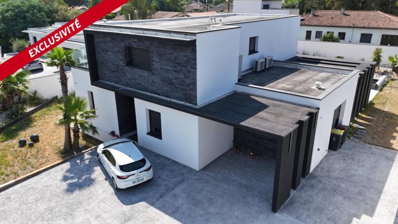 A louer MAISON  D'ARCHITECTE  BEYCHAC ET CAILLAU