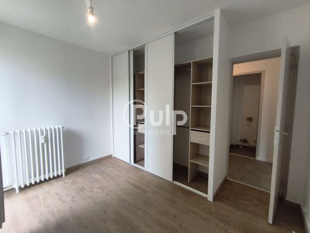 A louer APPARTEMENT T4 78 M2  ROCHEFORT
