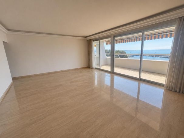 A vendre APPARTEMENT T4 92 M2 TERRASSE VUE MER VILLENEUVE LOUBET