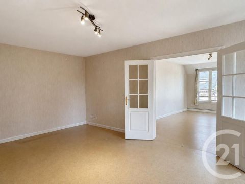 A louer APPARTEMENT T5 100 M2 BORD DE MER MONTREUIL SUR MER