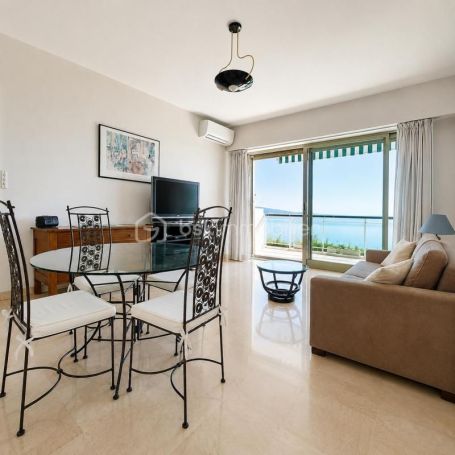 A louer APPARTEMENT T3 81 M2 TERRASSE VUE MER NICE
