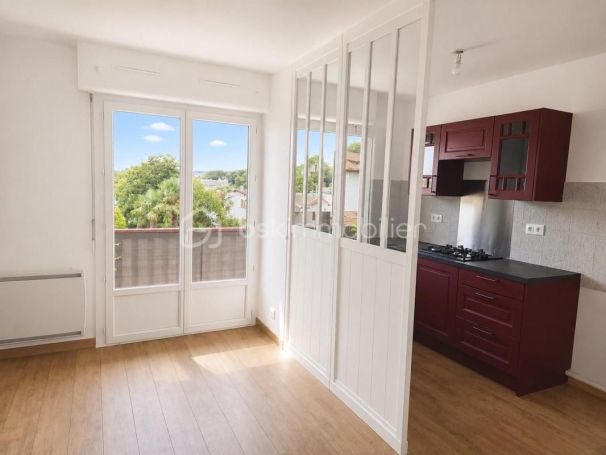 A louer APPARTEMENT NEUF T2 48 M2  CAMBO LES BAINS