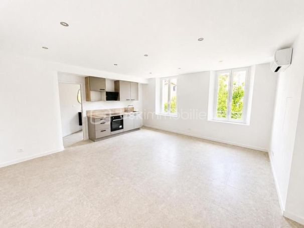 A louer APPARTEMENT T2 50 M2  LES ARCS