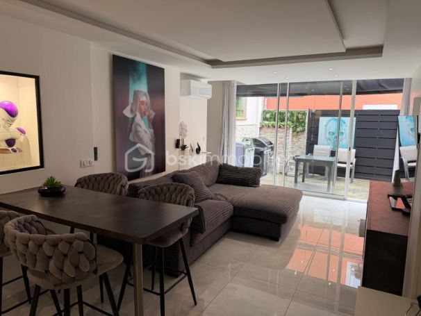 A louer APPARTEMENT DE PRESTIGE NEUF T5 69 M2 TERRASSE PLAGE à PIED CAGNES SUR MER
