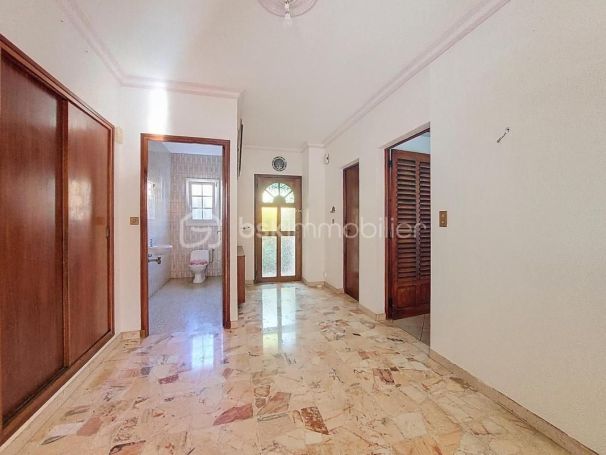 A louer MAISON  7 PIECES 161 M2 BORD DE MER SIX FOURS LES PLAGES