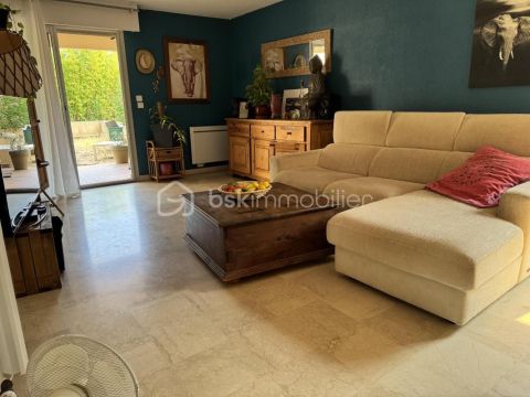 A louer APPARTEMENT T3 59 M2 TERRASSE BORD DE MER SAINT RAPHAEL