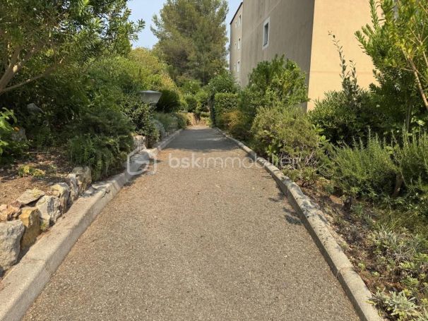 A louer APPARTEMENT T3 59 M2 TERRASSE BORD DE MER SAINT RAPHAEL