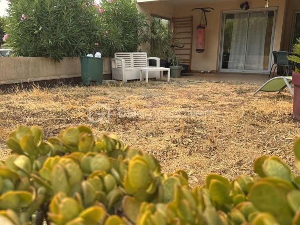 A louer APPARTEMENT T3 59 M2 TERRASSE BORD DE MER SAINT RAPHAEL