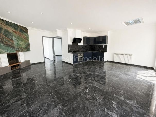 A louer MAISON  CONTEMPORAINE  SAINT CHRISTOL LES ALES