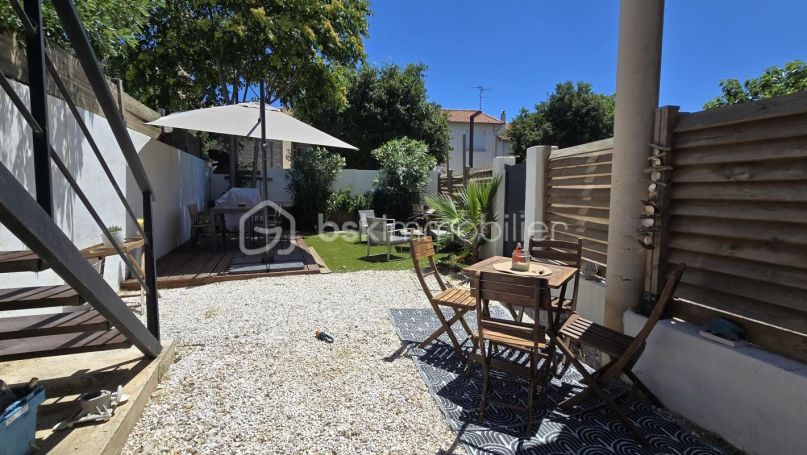 A louer APPARTEMENT T5 110 M2 TERRASSE BORD DE MER FRONTIGNAN
