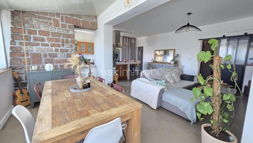 A louer APPARTEMENT T5 110 M2 TERRASSE BORD DE MER FRONTIGNAN