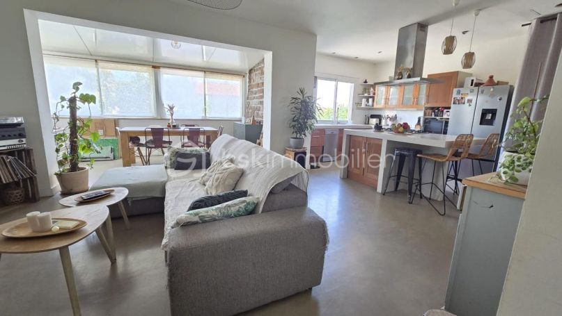 A louer APPARTEMENT T5 110 M2 TERRASSE BORD DE MER FRONTIGNAN