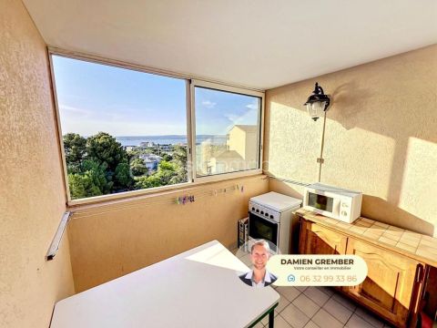 A louer APPARTEMENT T2 28 M2 VUE MER SETE