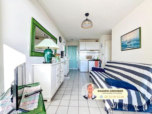 A louer APPARTEMENT T2 28 M2 VUE MER SETE