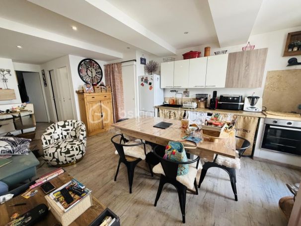 A louer APPARTEMENT T2 52 M2  LE THORONET
