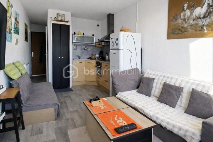 A louer STUDIO NEUF  22 M2 BORD DE MER LE GRAU DU ROI