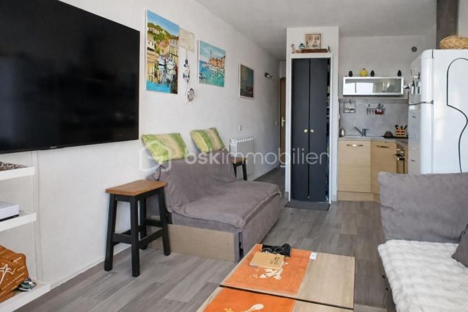 A louer STUDIO NEUF  22 M2 BORD DE MER LE GRAU DU ROI