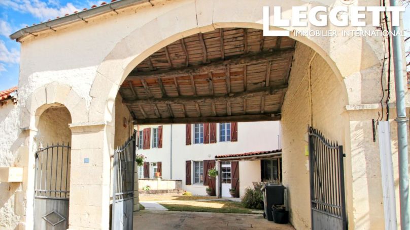 A louer MAISON  DE MAîTRE  VILLIERS COUTURE