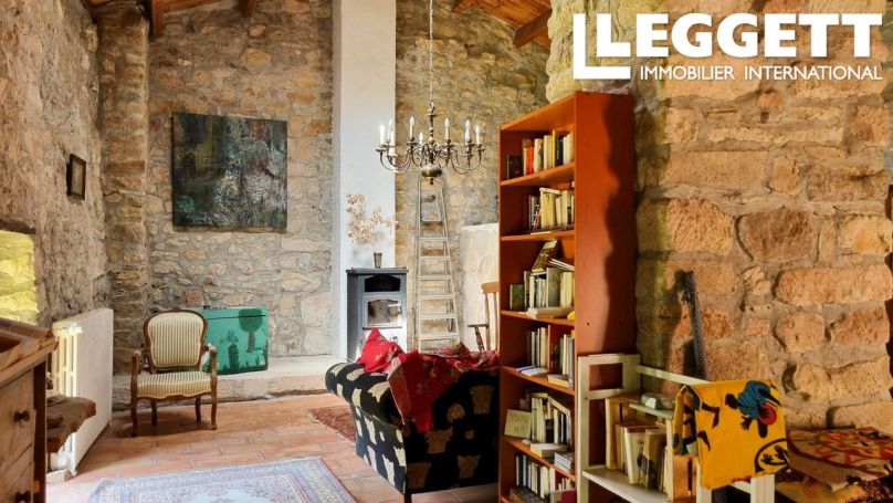 A louer MAISON  DE MAîTRE  JONCELS